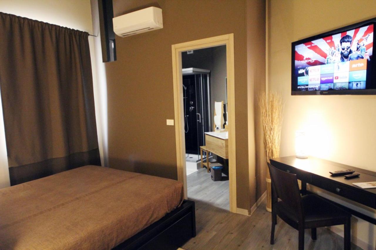 Dimora Nettare Hotel Бриндизи Екстериор снимка