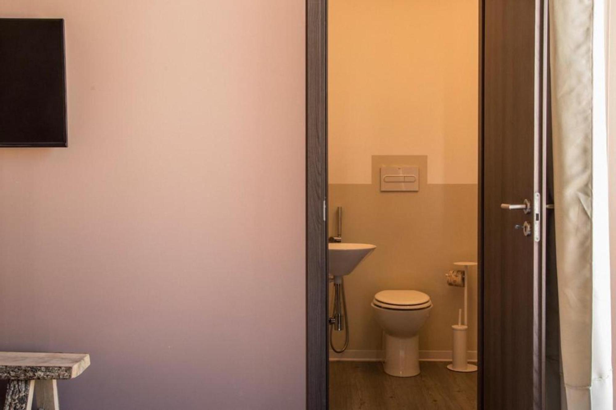 Dimora Nettare Hotel Бриндизи Стая снимка