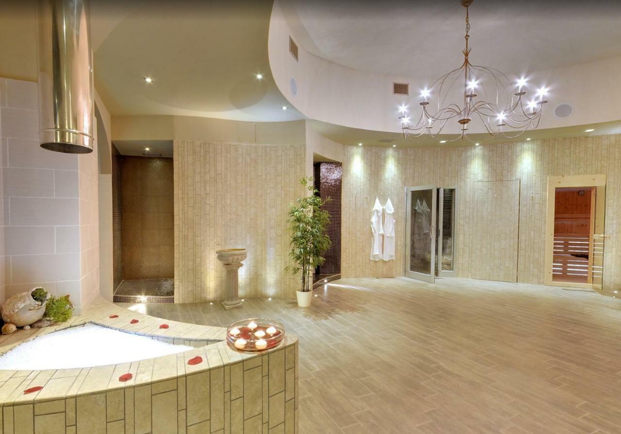 Dimora Nettare Hotel Бриндизи Екстериор снимка