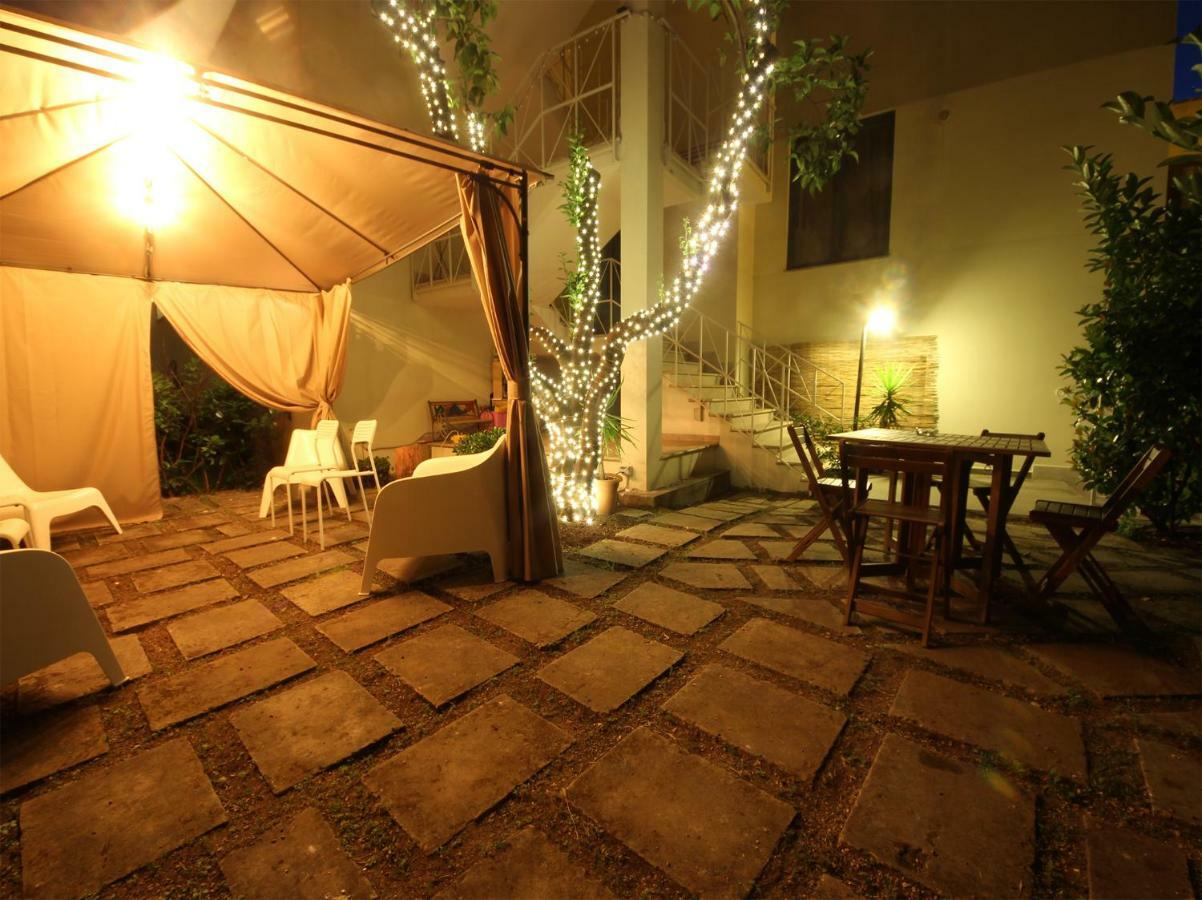 Dimora Nettare Hotel Бриндизи Екстериор снимка